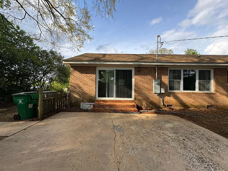1514 Archdale Dr — Photo 18