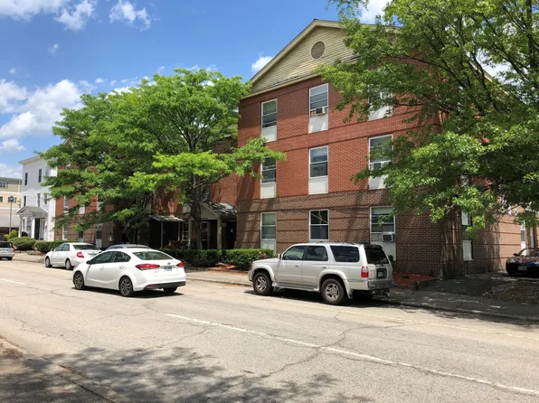 241 Pine St #342, Manchester, NH 03103