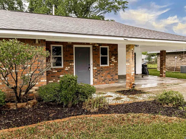 2901 Caroljack Dr, Baton Rouge, LA 70816