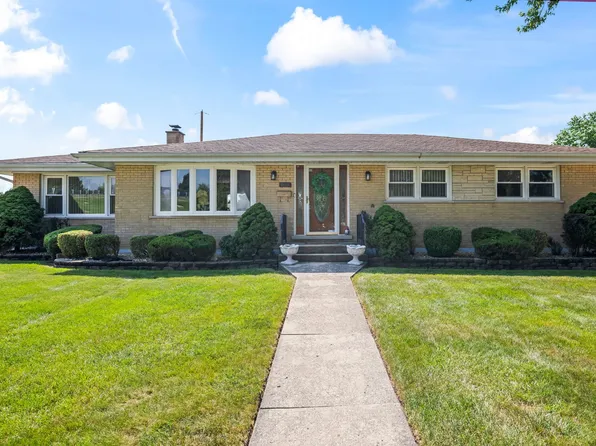 603 W Saint Aubin Dr, Addison, IL 60101