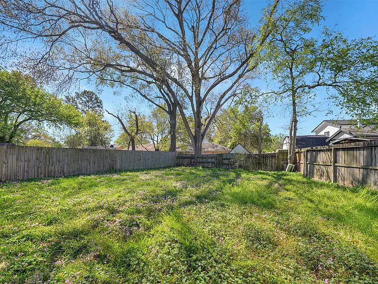 5375 Little John Ln — Photo 22