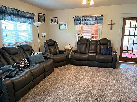 3rd image of 220 Alamosa Avenue