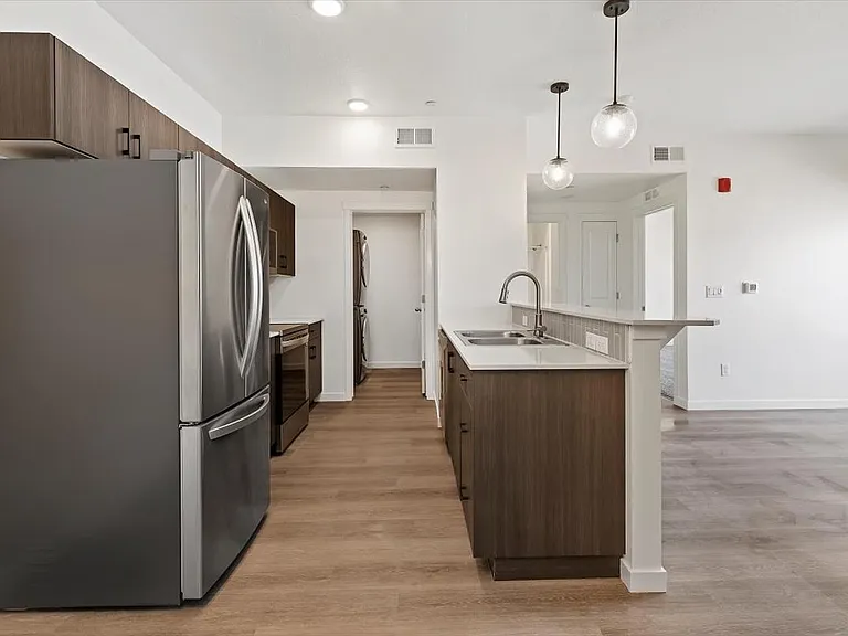 Hawk's Landing Apartments — Photo 74