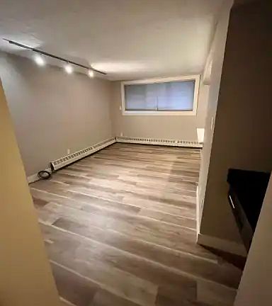 4th image of 10015 83rd Ave NW #1A