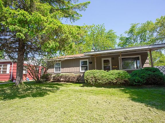 3rd image of 6368 Maryland Ave