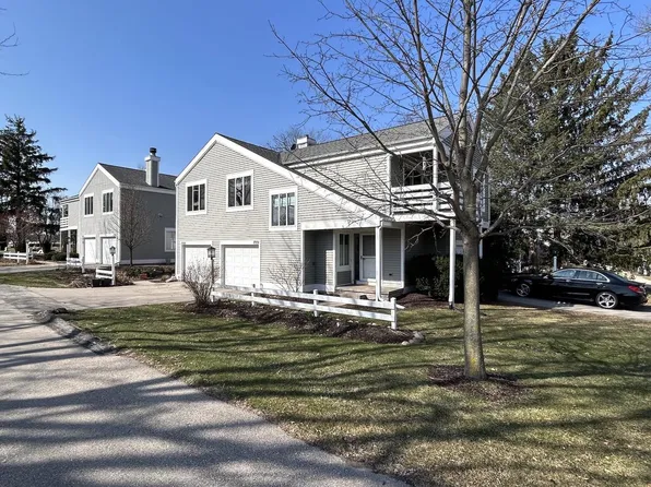 7331 Tree Ln, Madison, WI 53717