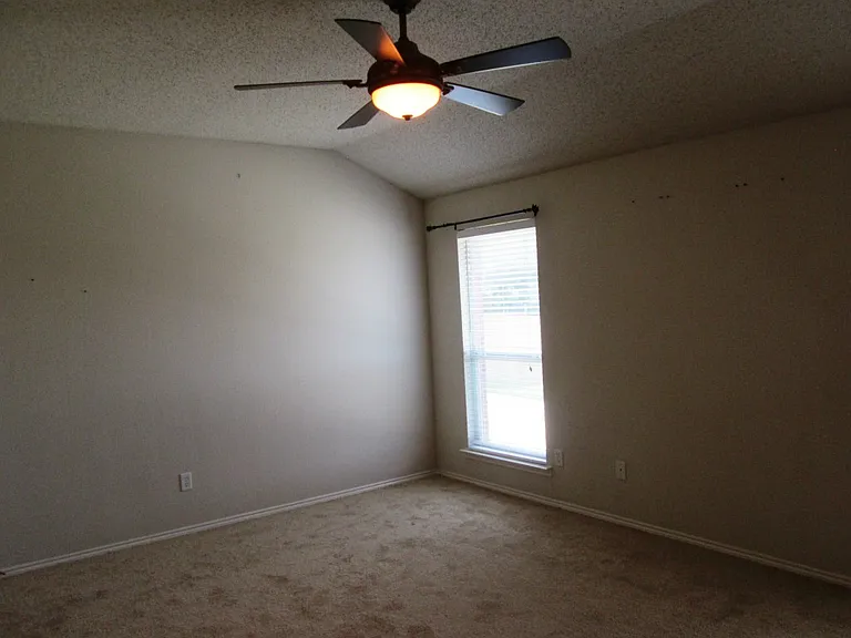 9102 Gaspard Ct — Photo 15