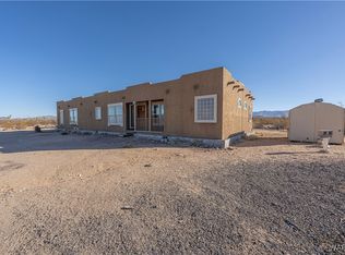 15382 S Cherry Rd, Yucca, AZ 86438