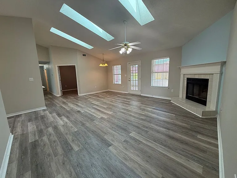 5061 Ring Rose Ct — Photo 6