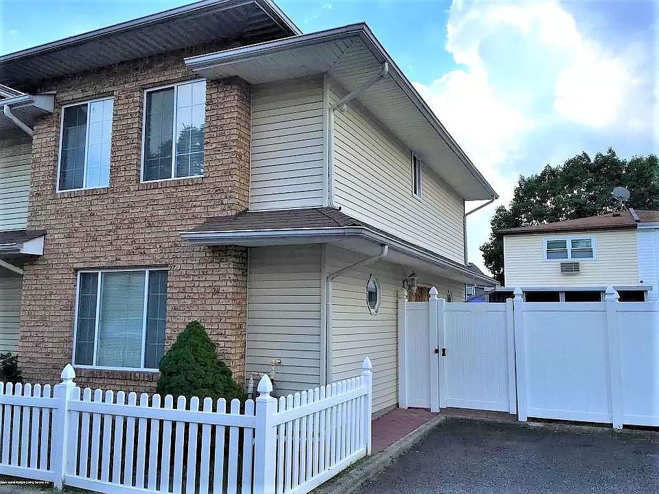 1st image of 24 Seaside Ln