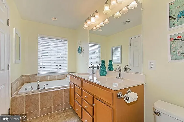 42685 Orefield Ter — Photo 12
