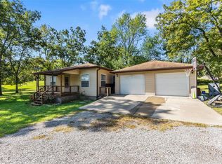 729 Grove St, Scott City, MO 63780