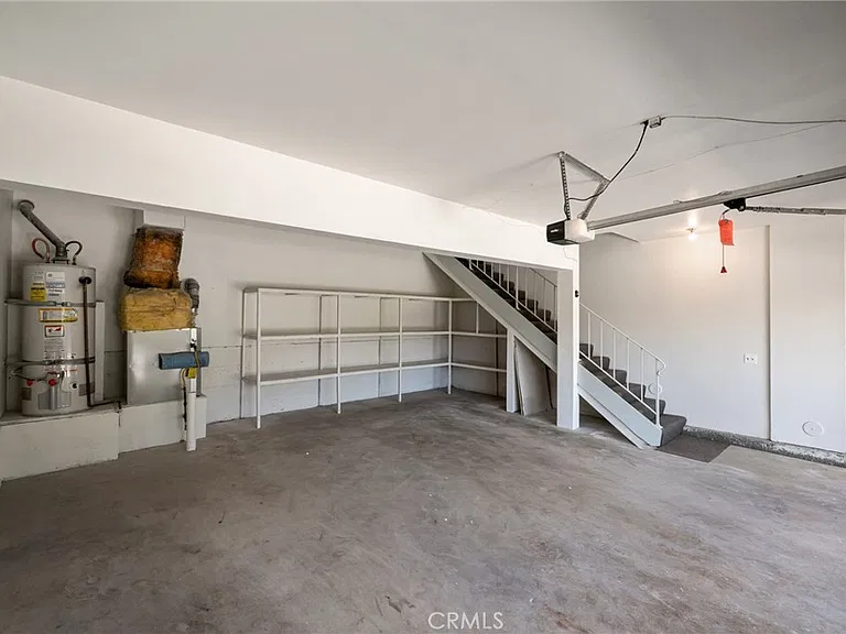 113 Hilltop Cir — Photo 33