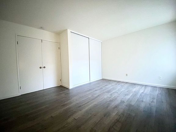 5th image of 1076 W Pine St APT D