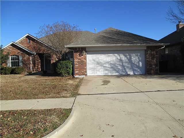 1st image of 820 Vickery Ave