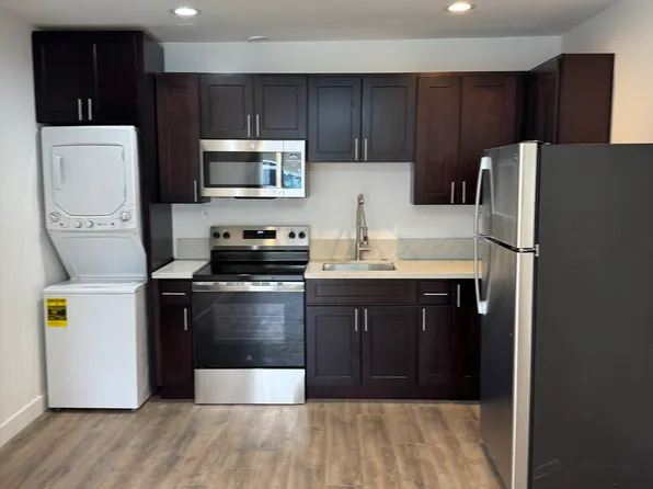 1487 Claremont Pl, Pomona, CA 91767