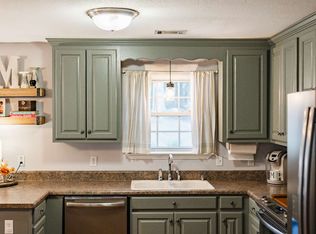 531 Scenic Dr, Blue Ridge, GA 30513