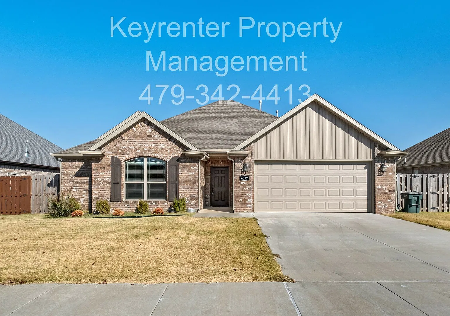 Charming 3 Bedroom, 2 Bath Home with Modern Amenities — Photo 1