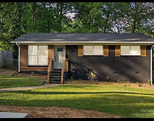 4023 Strangford Ave Photo 1
