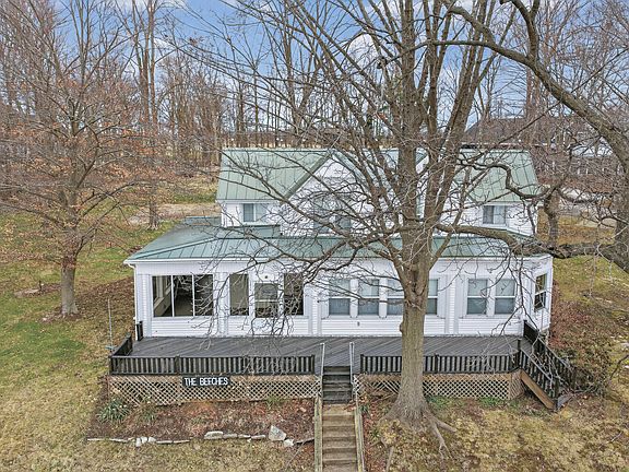 2nd image of 61305 Crooked Creek Rd