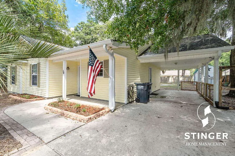 3 Bed / 2 Bath Home For Rent on Ladys Island — Photo 3