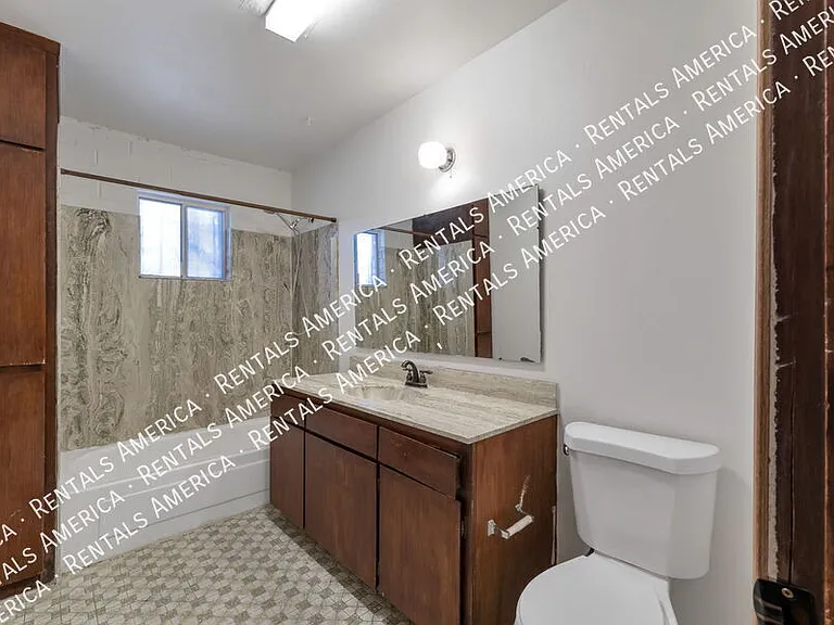 947 N Alvernon Way #11 — Photo 15