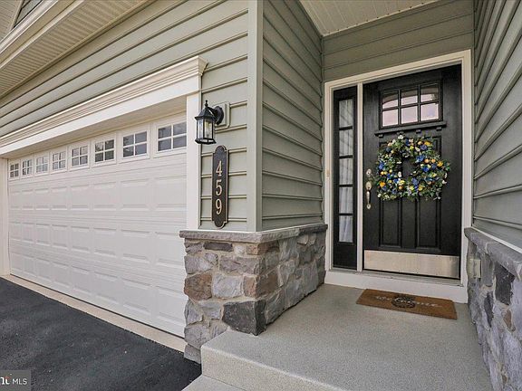 2nd image of 459 Valor Dr