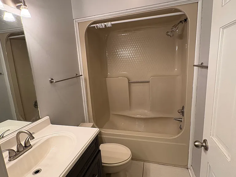 1718 Greystone Blvd #28 — Photo 3
