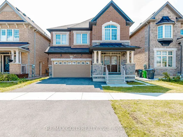 33 Tiger Cres, Brampton, ON L6R 4C1