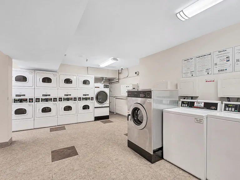 The Phoenix Apartments — Photo 31