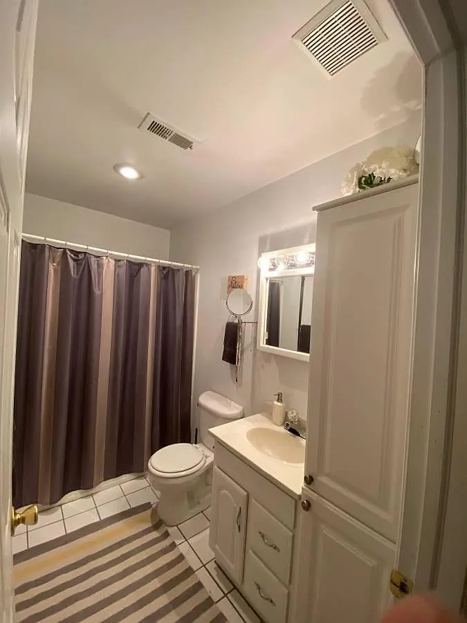 2 bed, 900 sqft, $1,600 — Photo 4