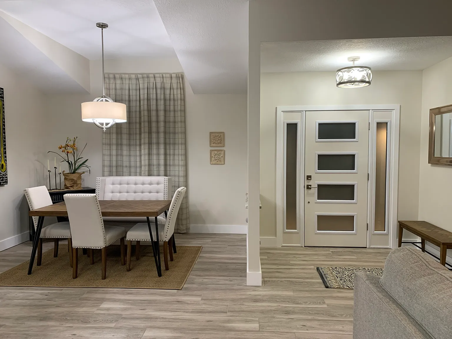 3 bed, 2212 sqft, $2,600 — Photo 3