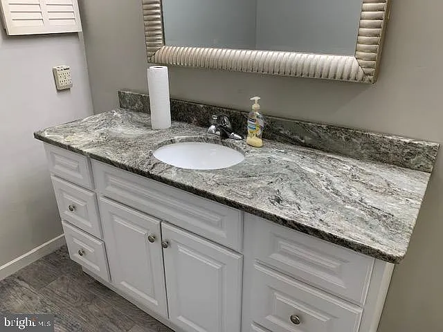 805 Augusta Cir — Photo 9