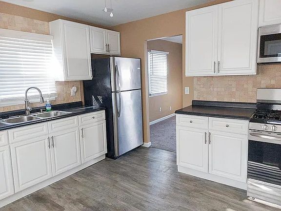 3rd image of 4445 Saint Ann Ln