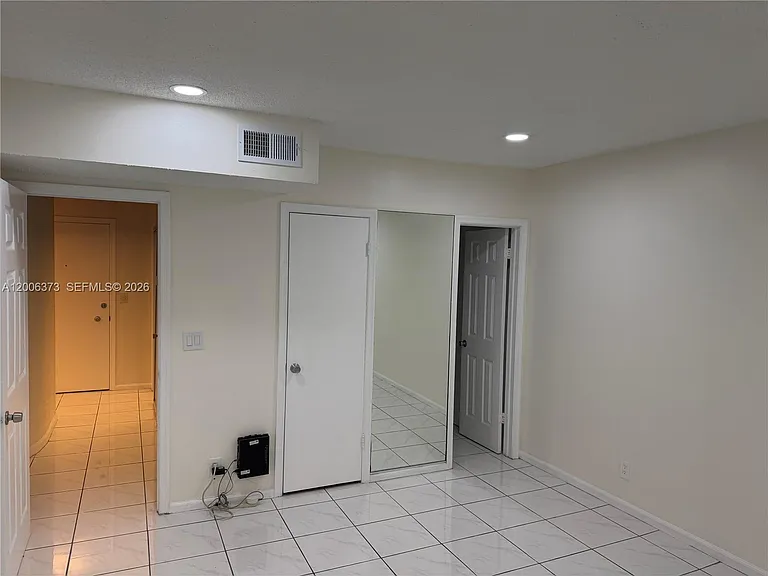 2200 NE 66th St #1426 — Photo 31
