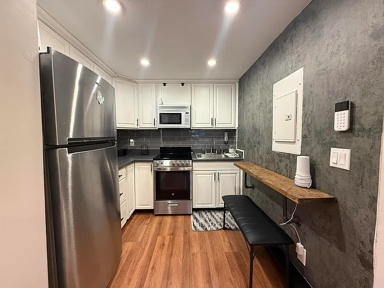 42 Willow Wood Sq — Photo 11