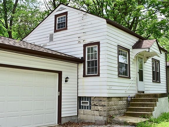 Newer windows and newer roof (2009).