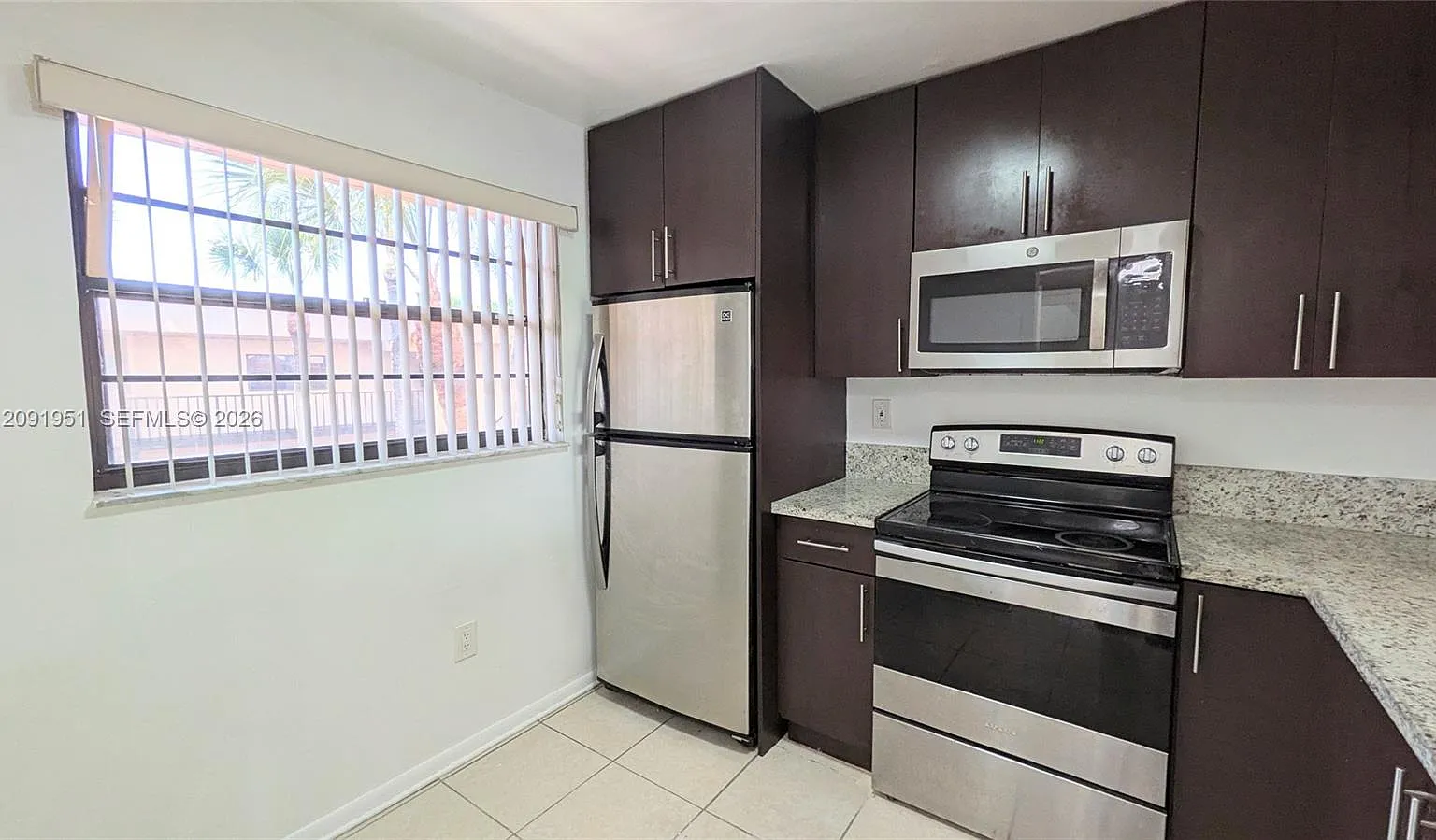 10865 SW 112th Ave — Photo 4