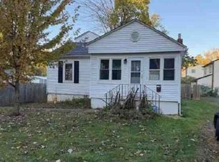 320 Broadway St, Amherst, OH 44001