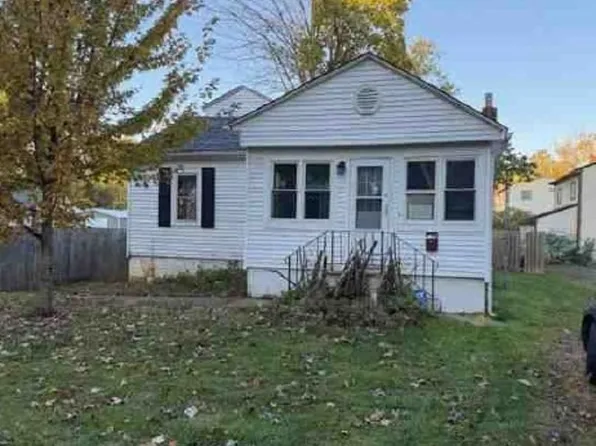 320 Broadway St, Amherst, OH 44001