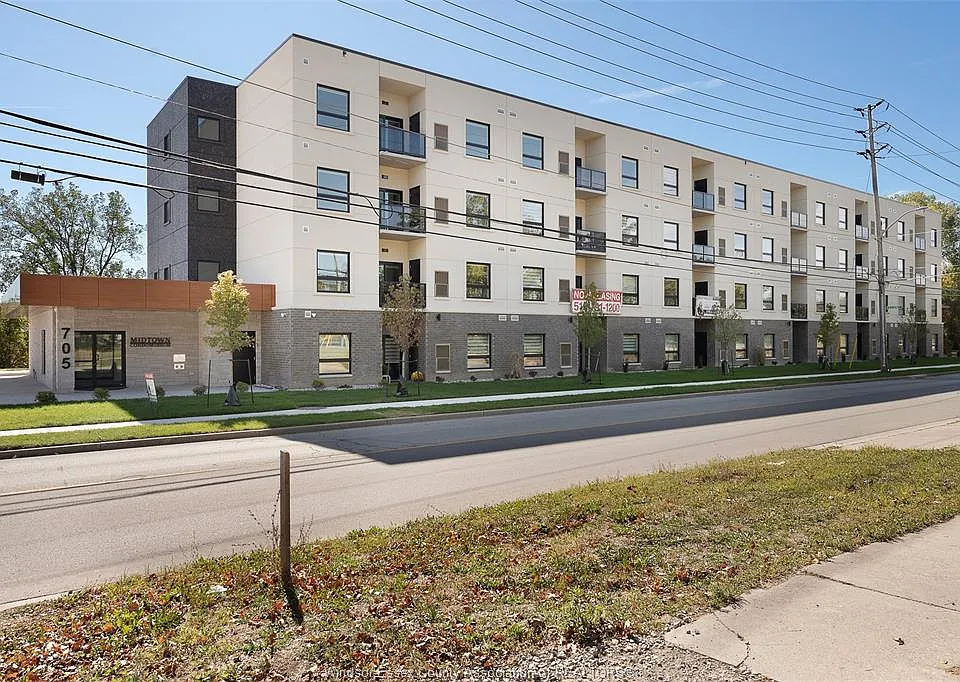 705 Grand Marais Rd E #206