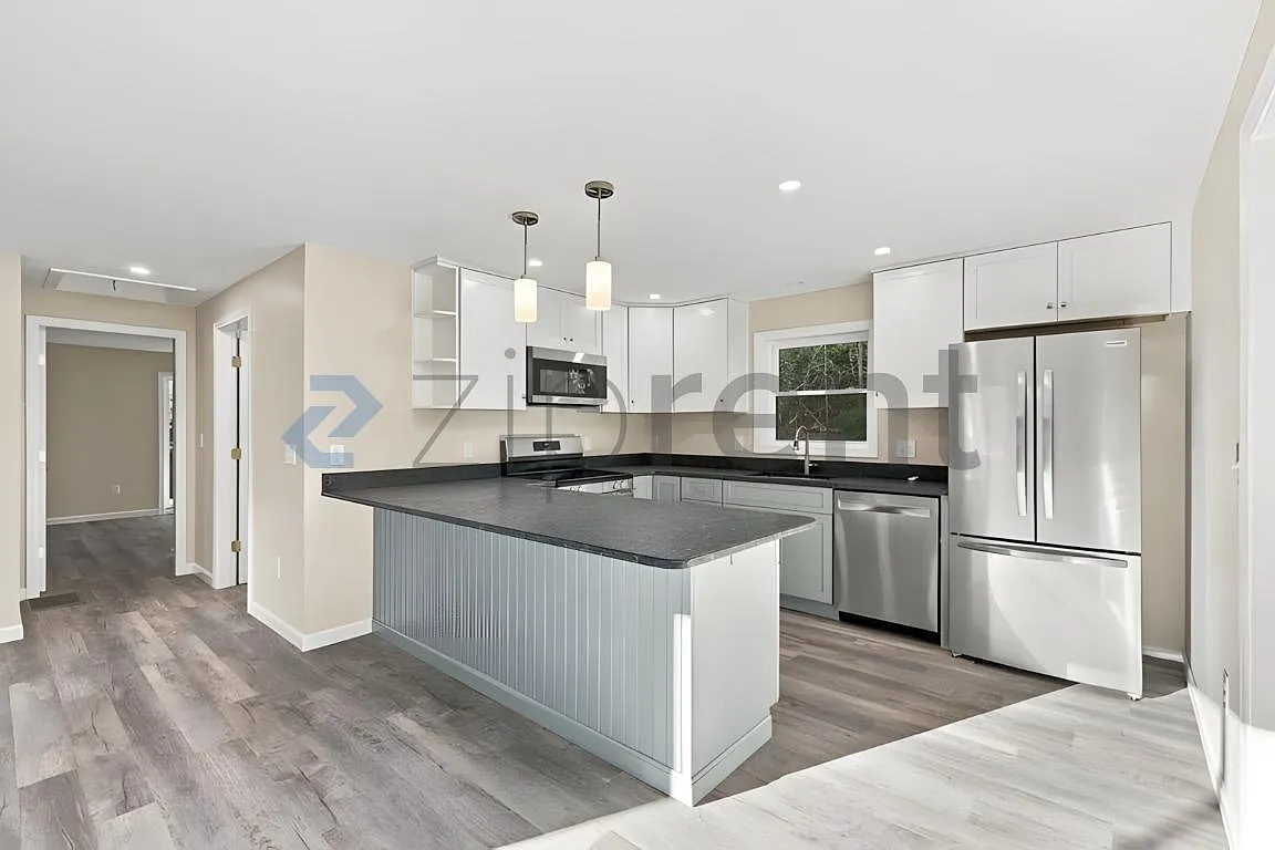 2 bed, 990 sqft, $2,500 — Photo 4