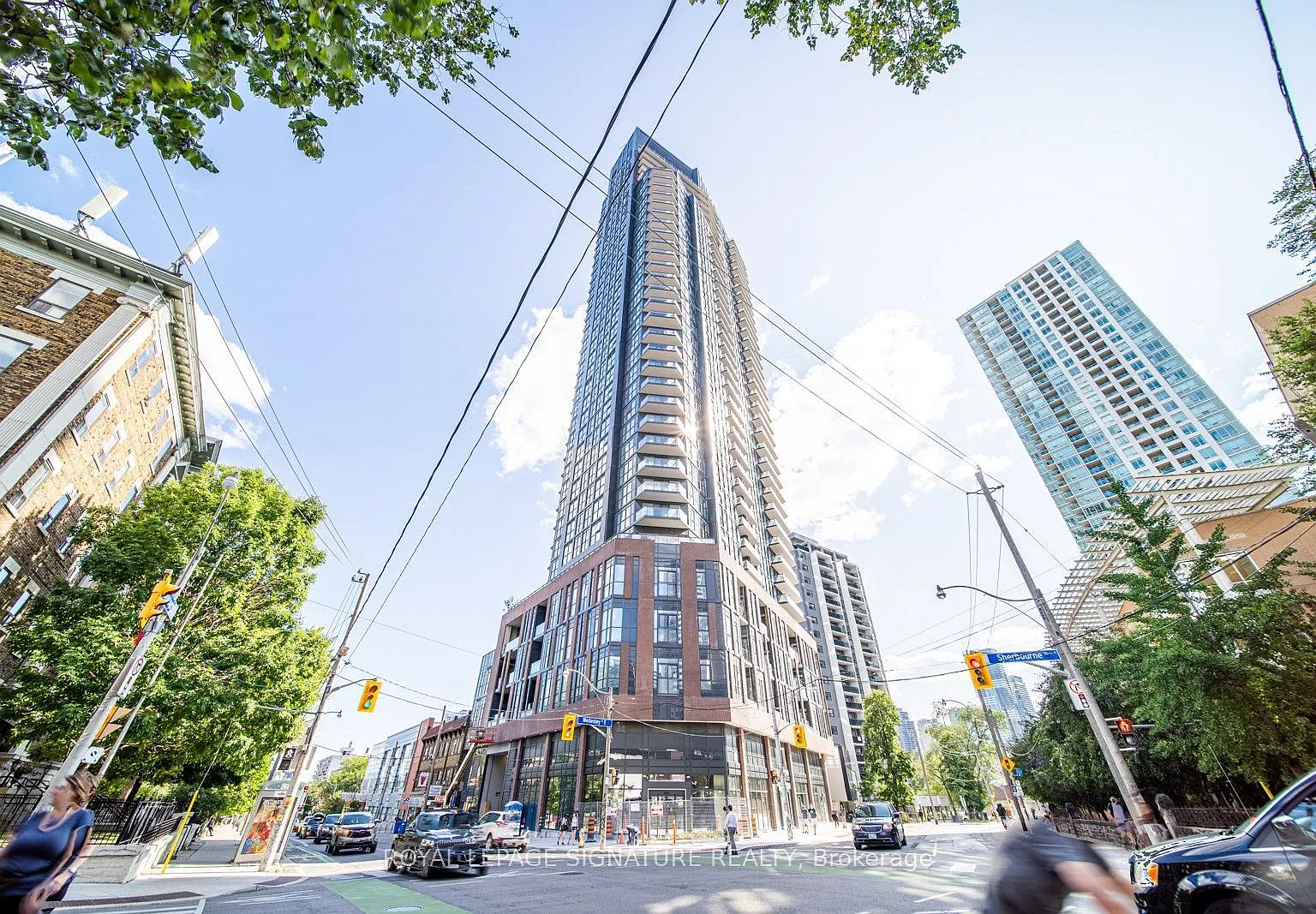 2 bed, $2,550 — Photo 1