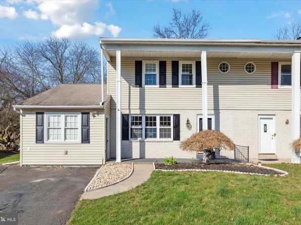 1574 Specht Pl, Lansdale, PA 19446