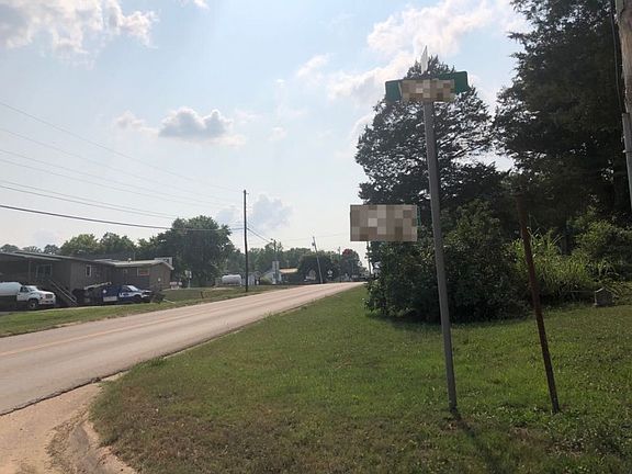 5th image of 19091 Illinois Ave