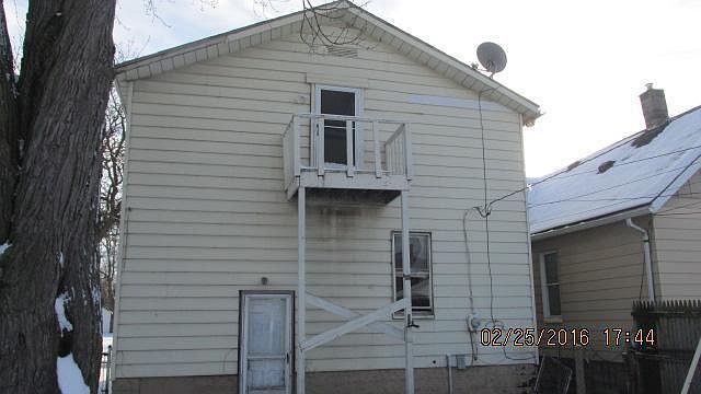 2nd image of 21 Forest St
