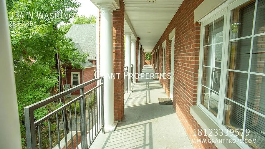 Gables — Photo 2