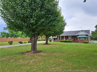 566 Canady Rd, Parkton, NC 28371