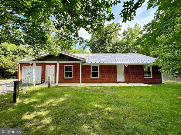 15360 Homeland Dr, Hughesville, MD 20637