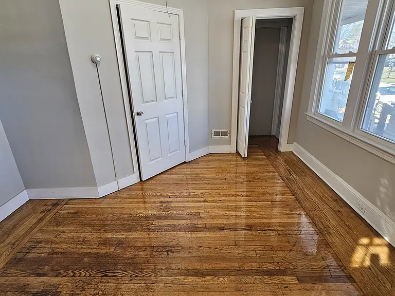 49 Maltby St #1B — Photo 4